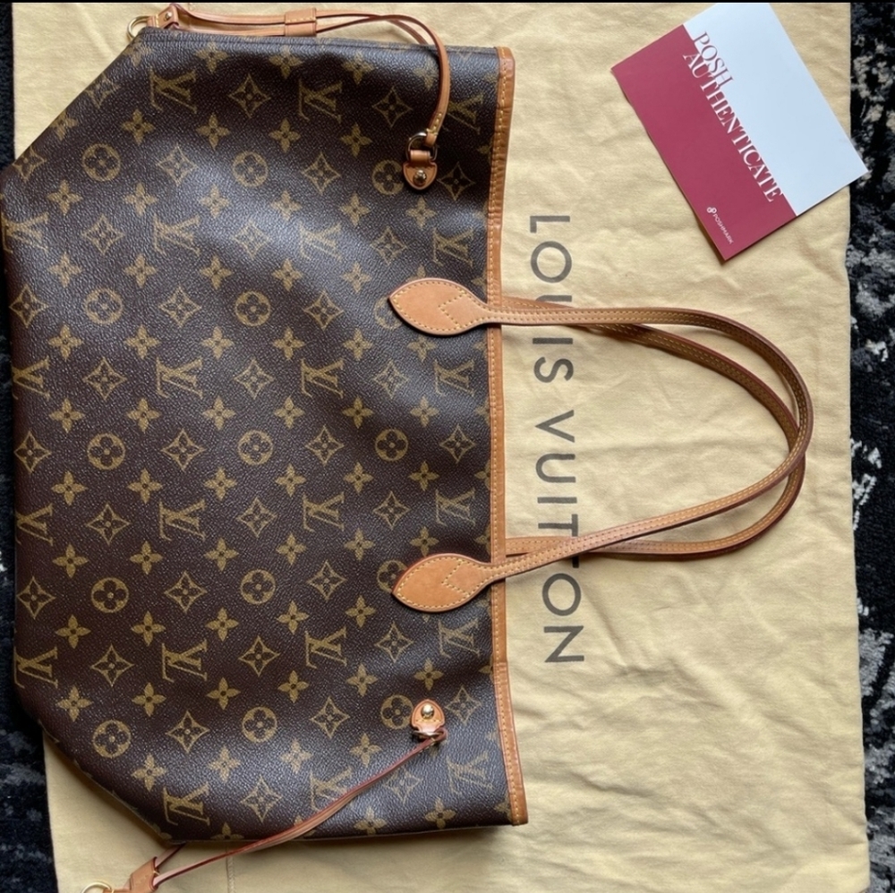 LOUIS VUITTON Monogram Neo Neverfull MM Mimosa
